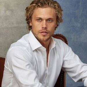 Lorenzo Uomo White  Shirt Size Medium